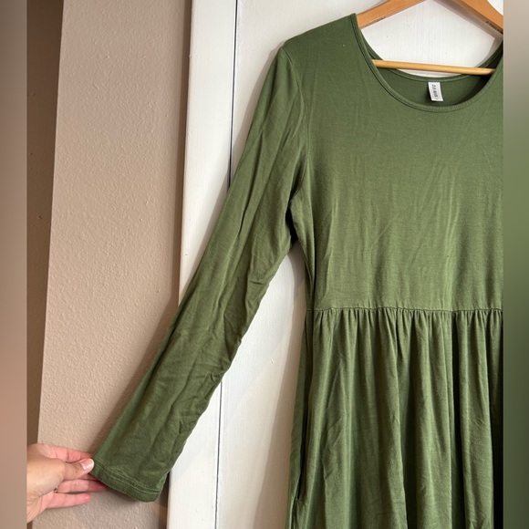 DB moon Elegant Green Long Sleeve Dress - Picture 6 of 9